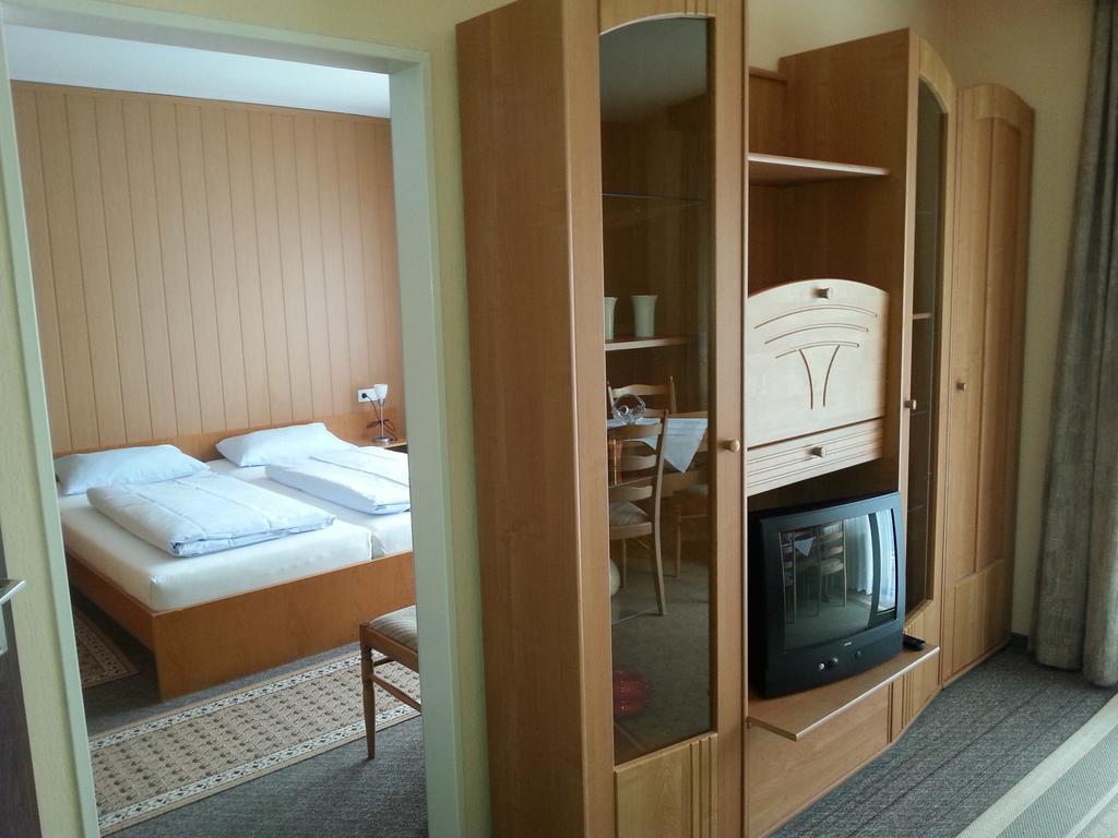 Hotel Park Eden Бад Белинген Екстериор снимка