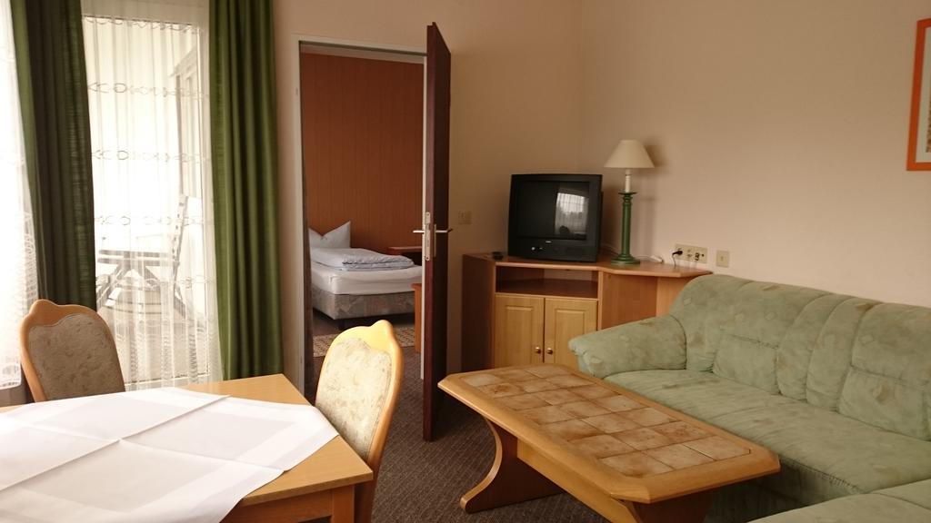 Hotel Park Eden Бад Белинген Екстериор снимка