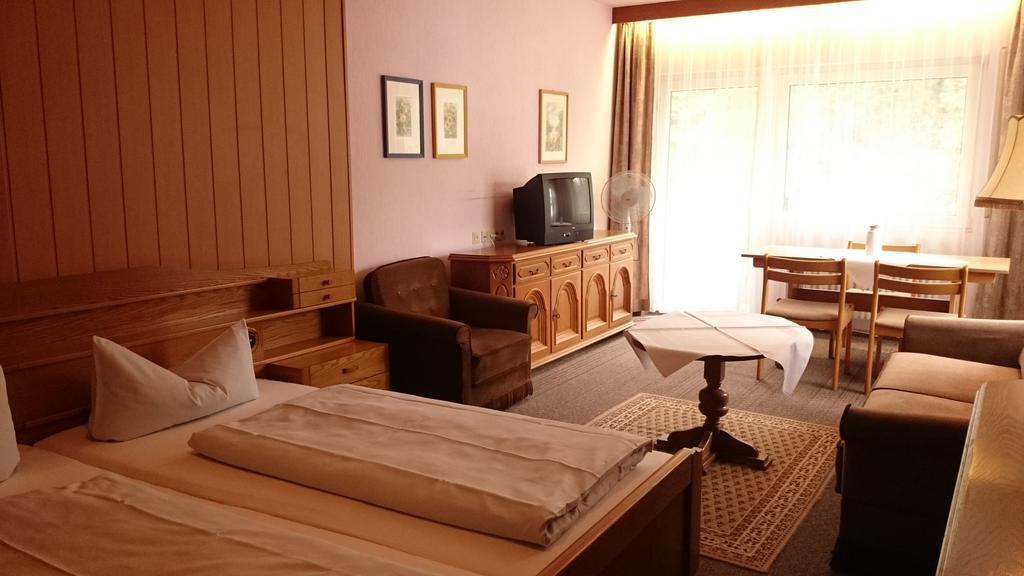 Hotel Park Eden Бад Белинген Екстериор снимка